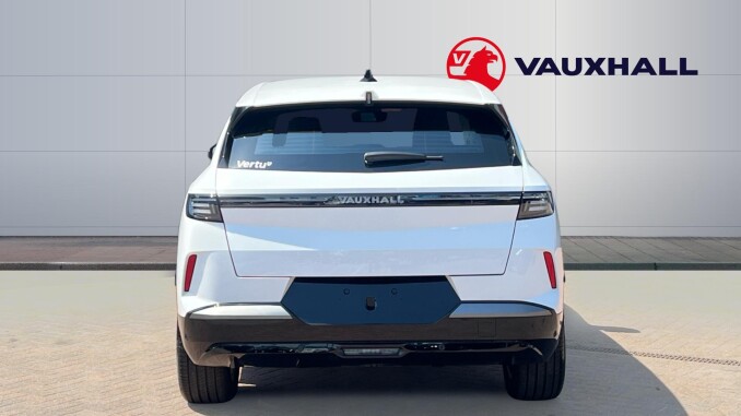 Vauxhall Grandland 157kW Design 73kWh 5dr Auto Electric Hatchback - Image 6